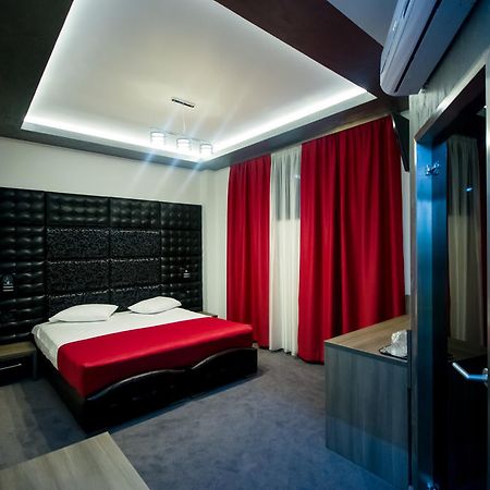 Hotel Aqua Târgu Jiu Екстериор снимка