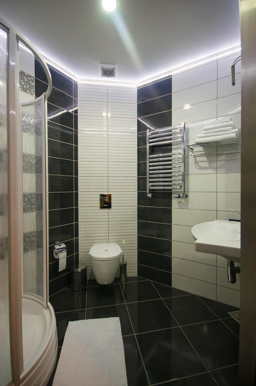 Hotel Aqua Târgu Jiu Екстериор снимка