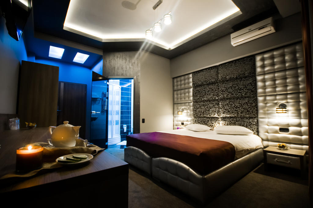 Hotel Aqua Târgu Jiu Екстериор снимка
