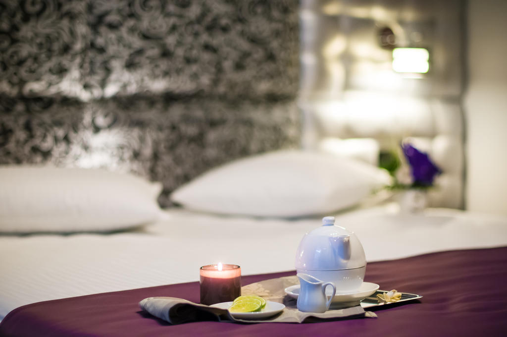 Hotel Aqua Târgu Jiu Стая снимка